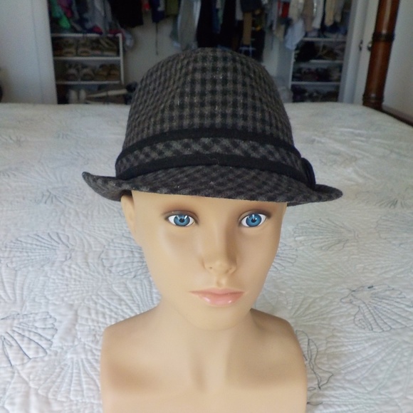 Hatter Co. Gray/Black Wool Fedora (Unisex) - Picture 3 of 10